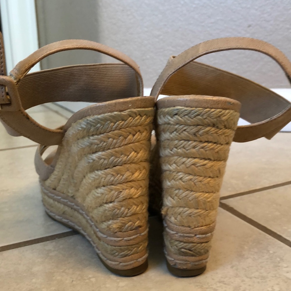 Charles David wedge - Picture 3 of 3